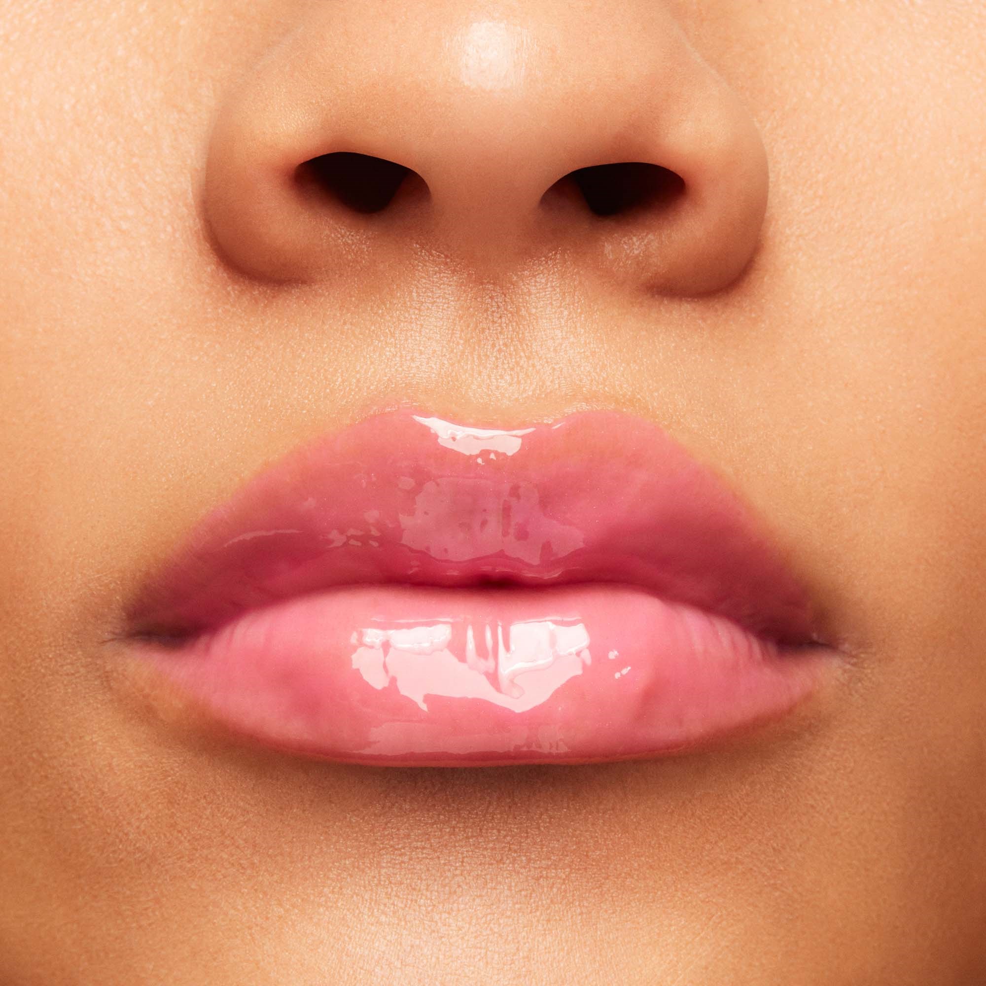 MAC Cosmetics Squirt Plumping Gloss Stick Amped (obrázok 3)