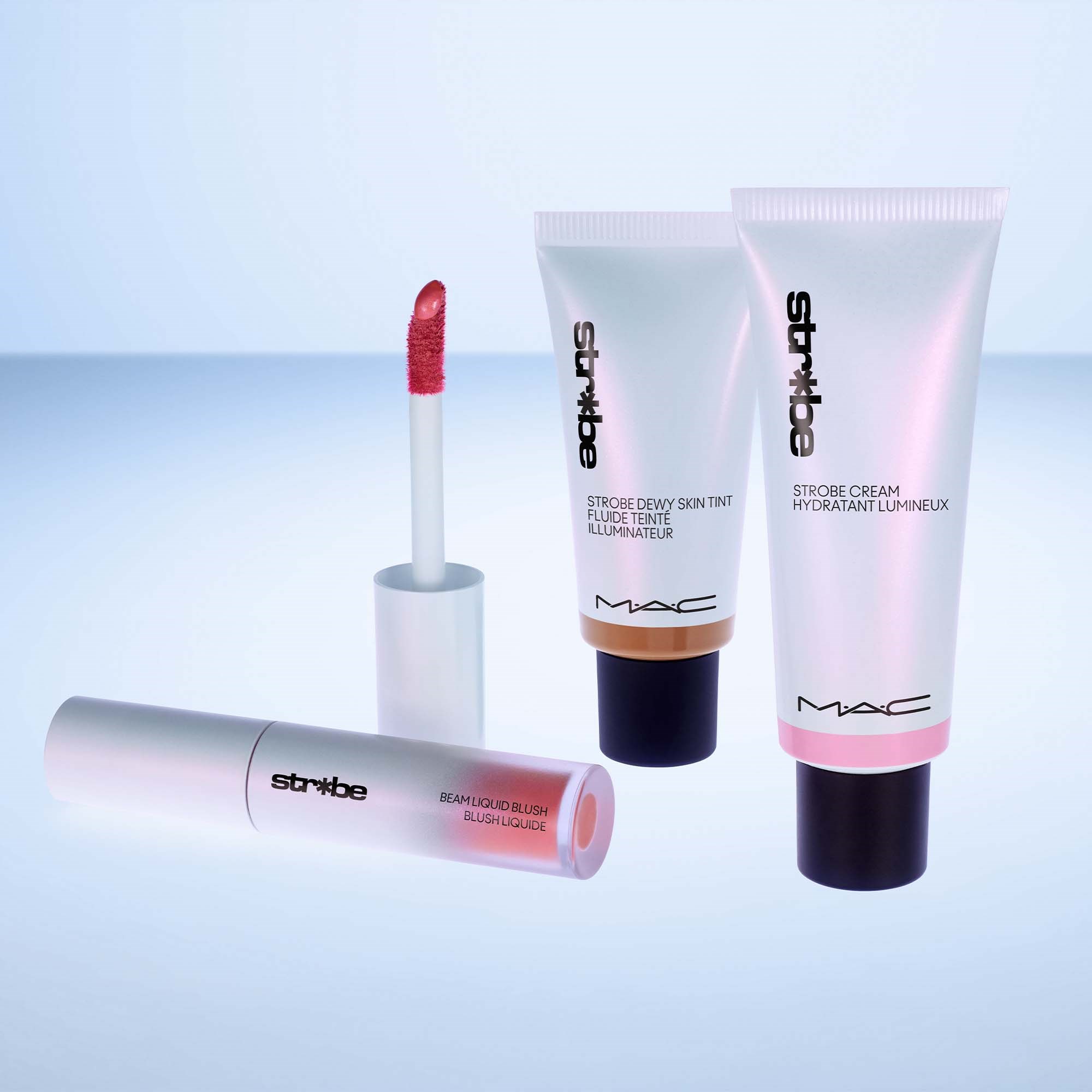 MAC Cosmetics Strobe Beam Liquid Blush Magic Aura (obrázok 6)