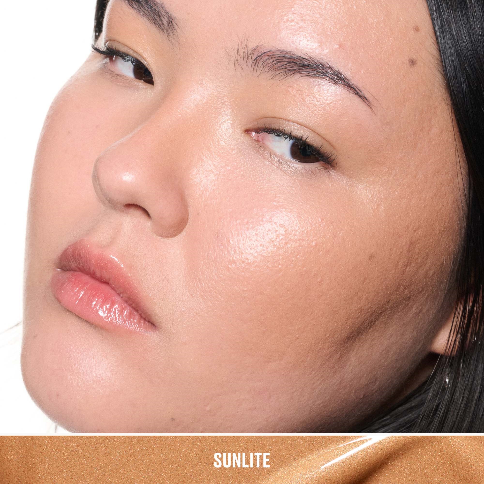 MAC Cosmetics Strobe Beam Liquid Bronzelighter Sunlite (obrázok 3)