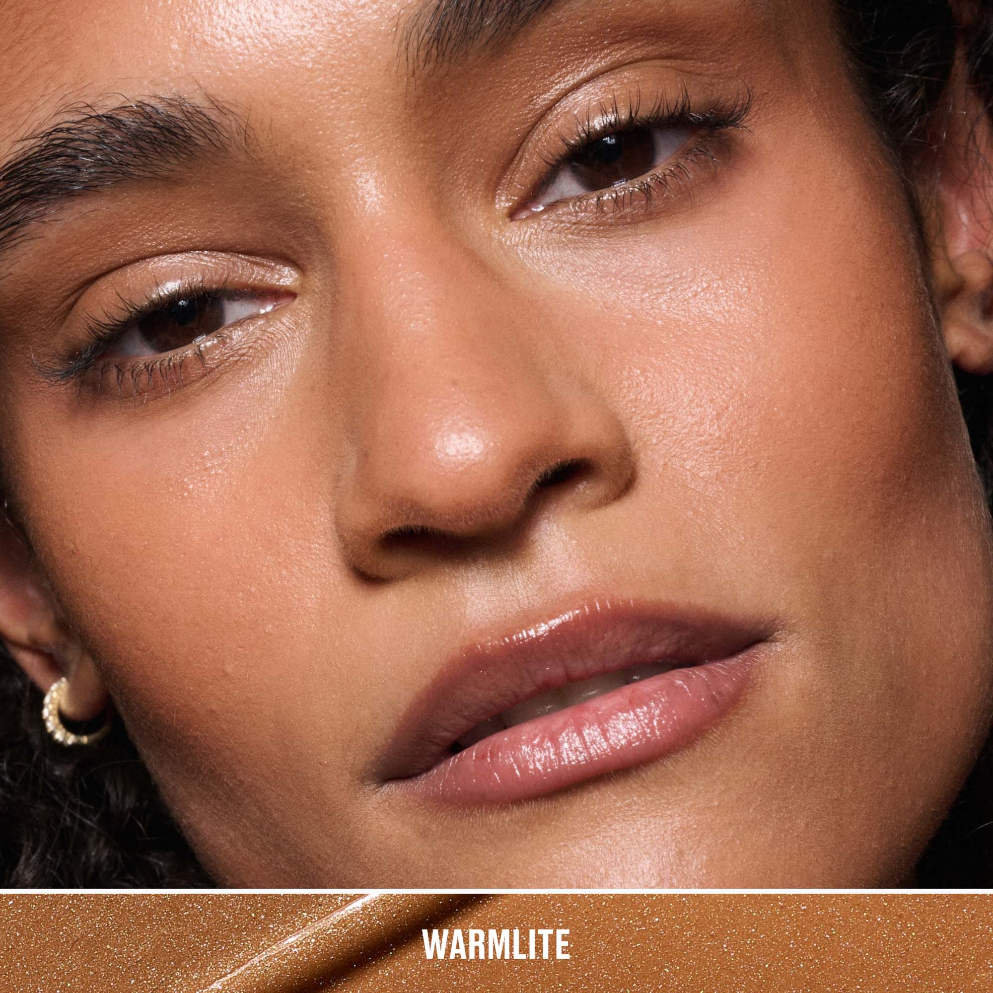 MAC Cosmetics Strobe Beam Liquid Bronzelighter Warmlite (obrázok 3)