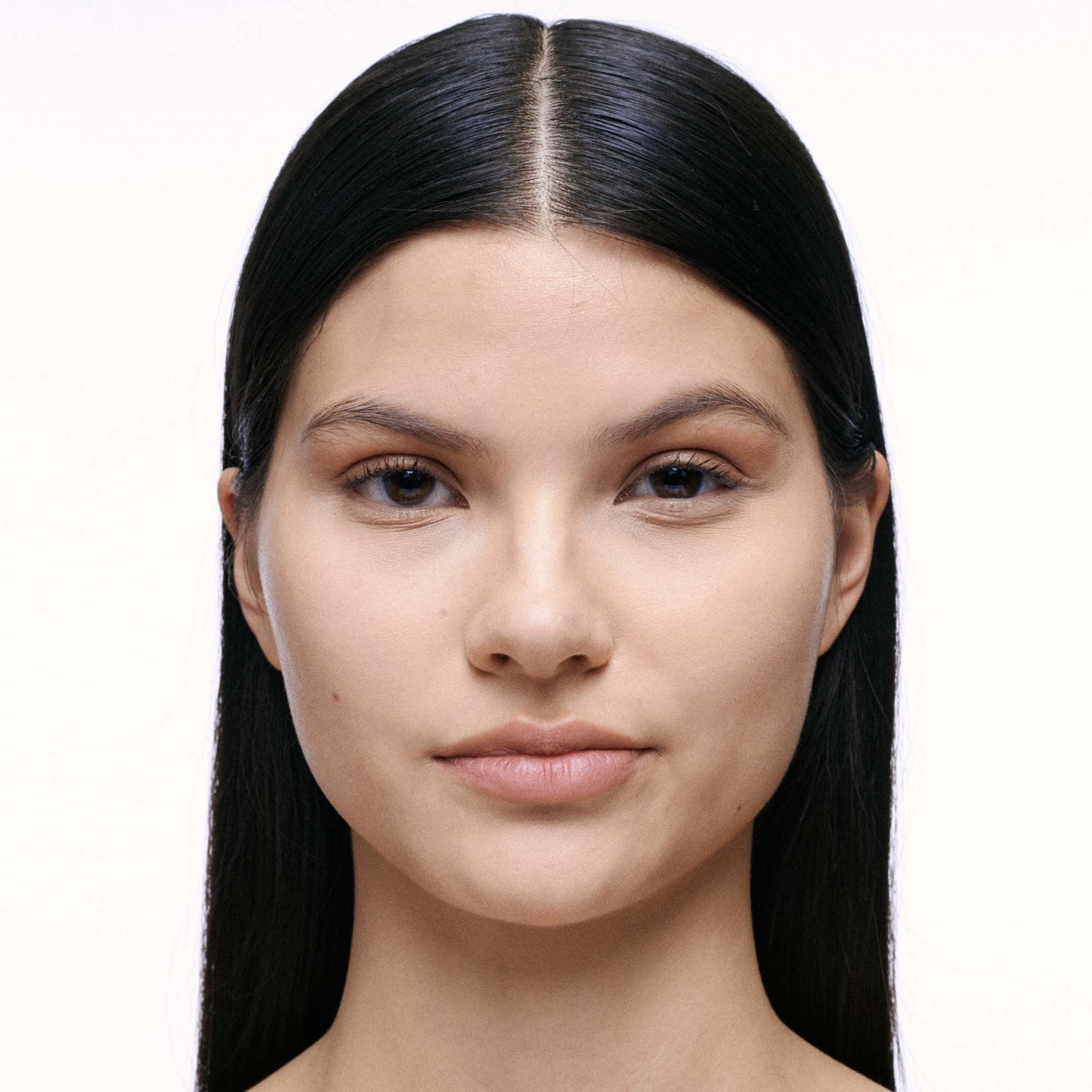MAC Cosmetics Studio Fix 36HR Smooth Angles Concealer NC14.5 (obrázok 3)