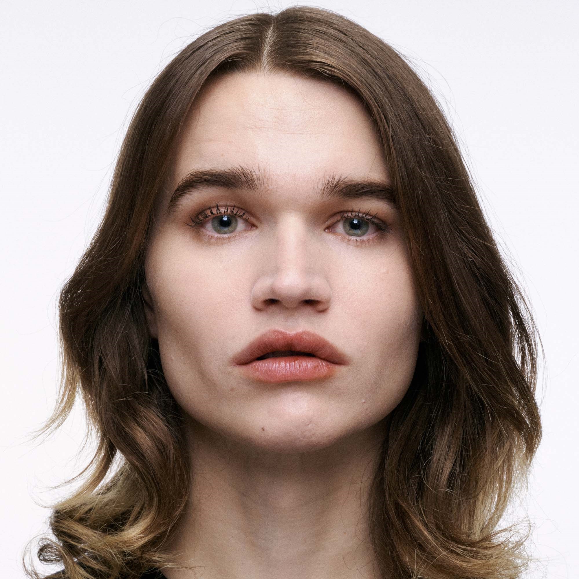 MAC Cosmetics Studio Fix 36HR Smooth Angles Concealer NW10 (obrázok 3)