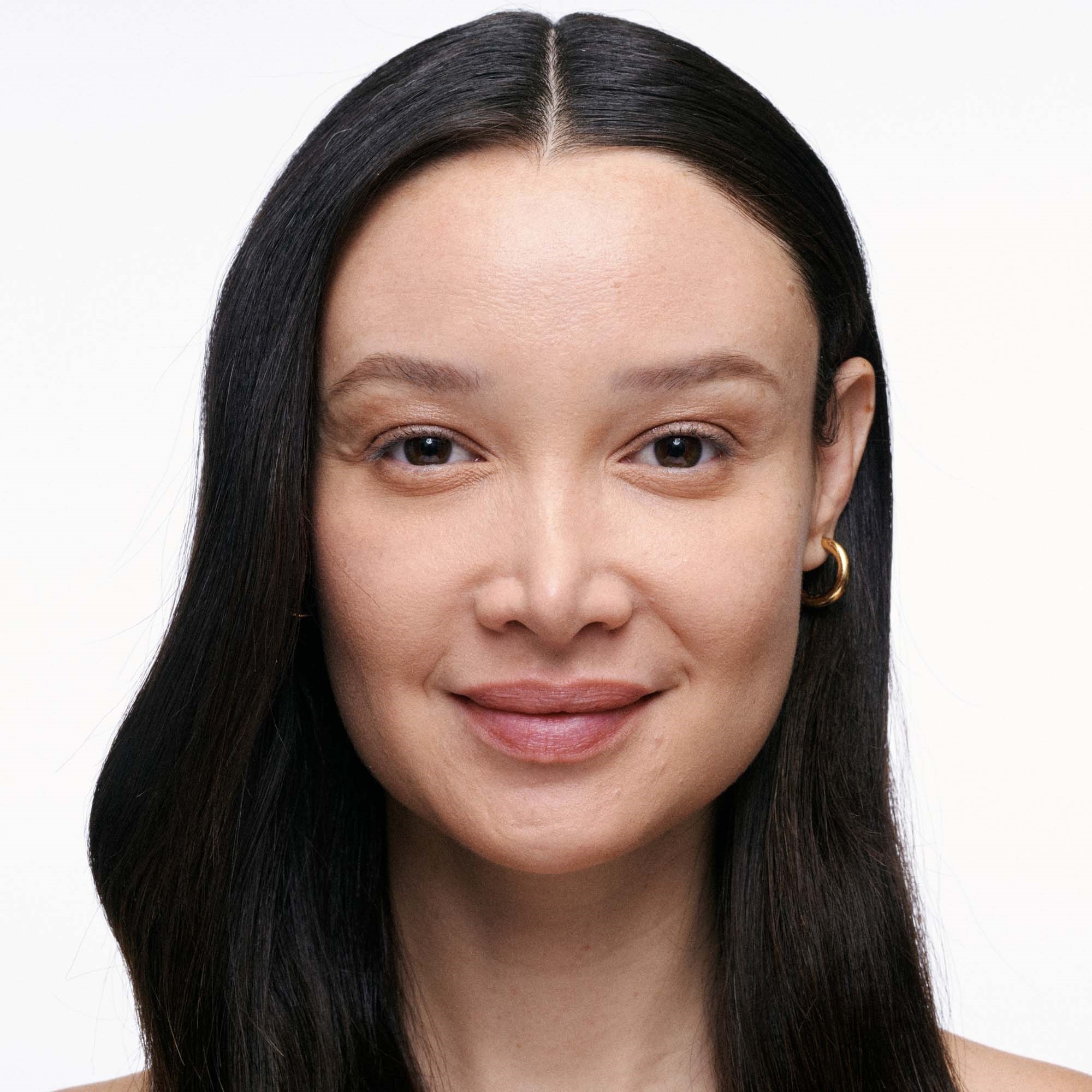 MAC Cosmetics Studio Fix 36HR Smooth Angles Concealer NW18 (obrázok 3)