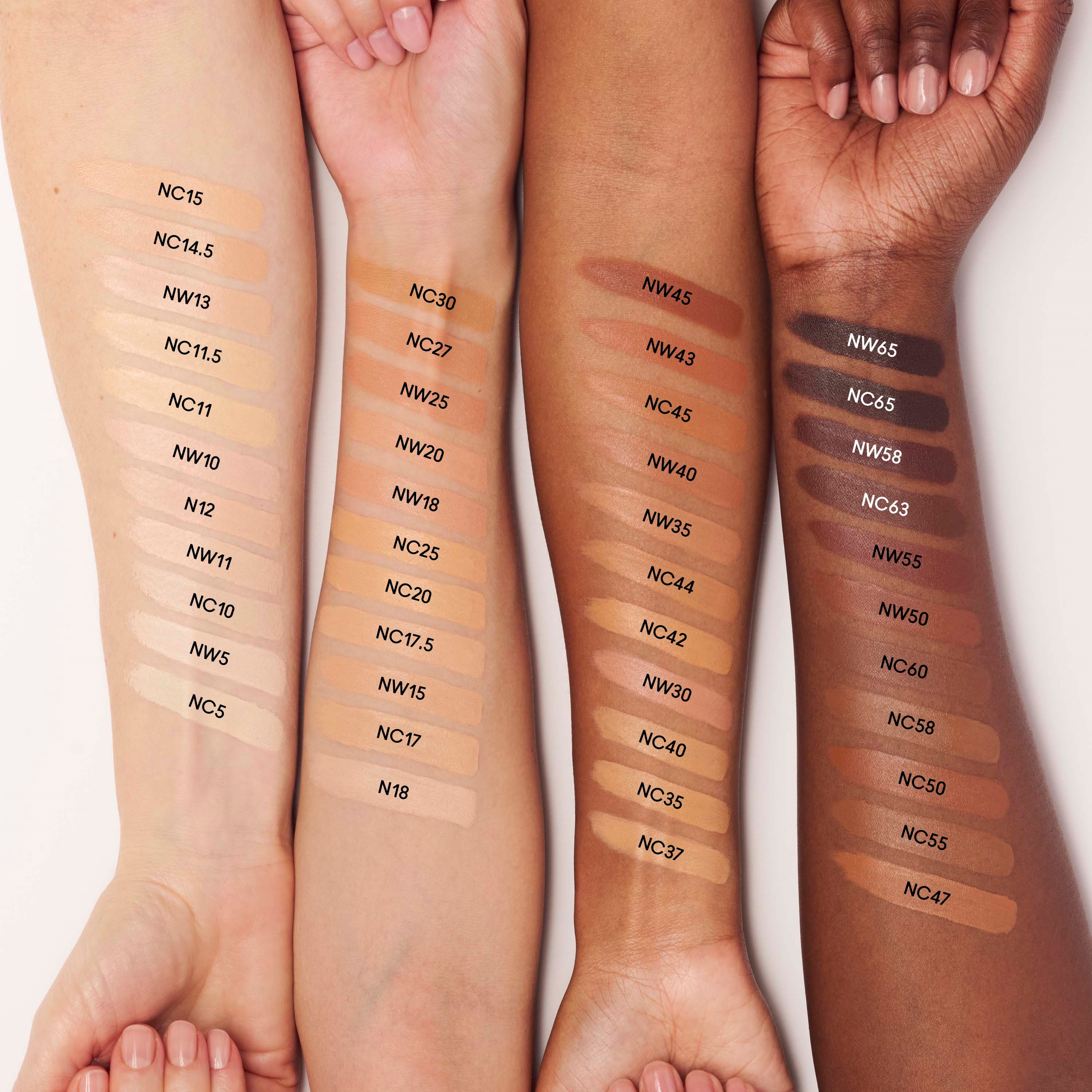 MAC Cosmetics Studio Fix 36HR Smooth Angles Concealer NW58 (obrázok 5)