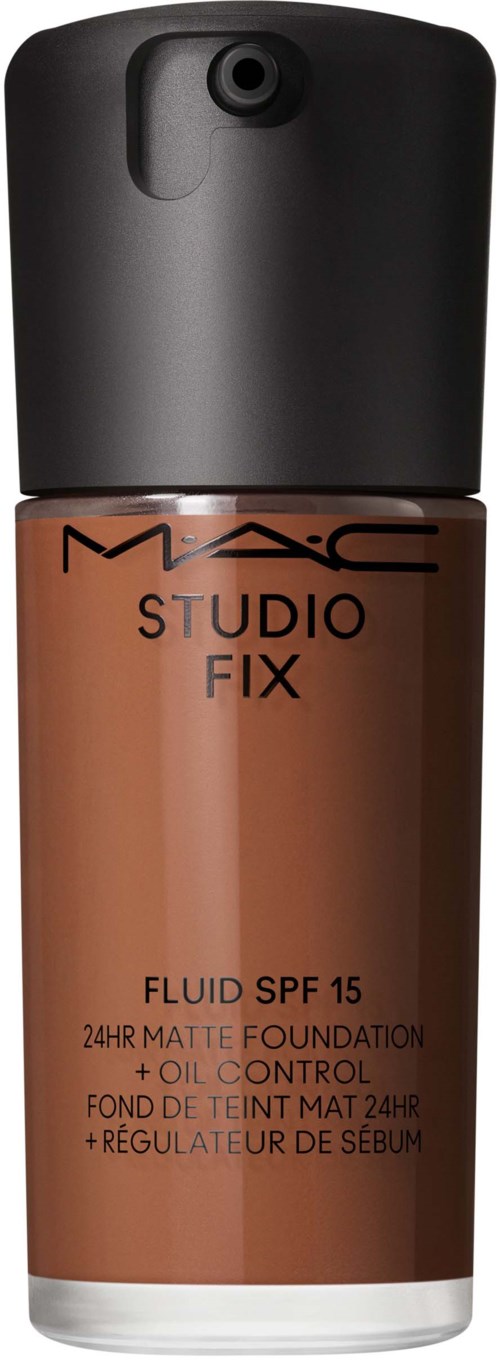 Eine Flasche MAC Studio Fix flüssige Foundation mit SPF 15, für matten Look und Ölkontrolle.