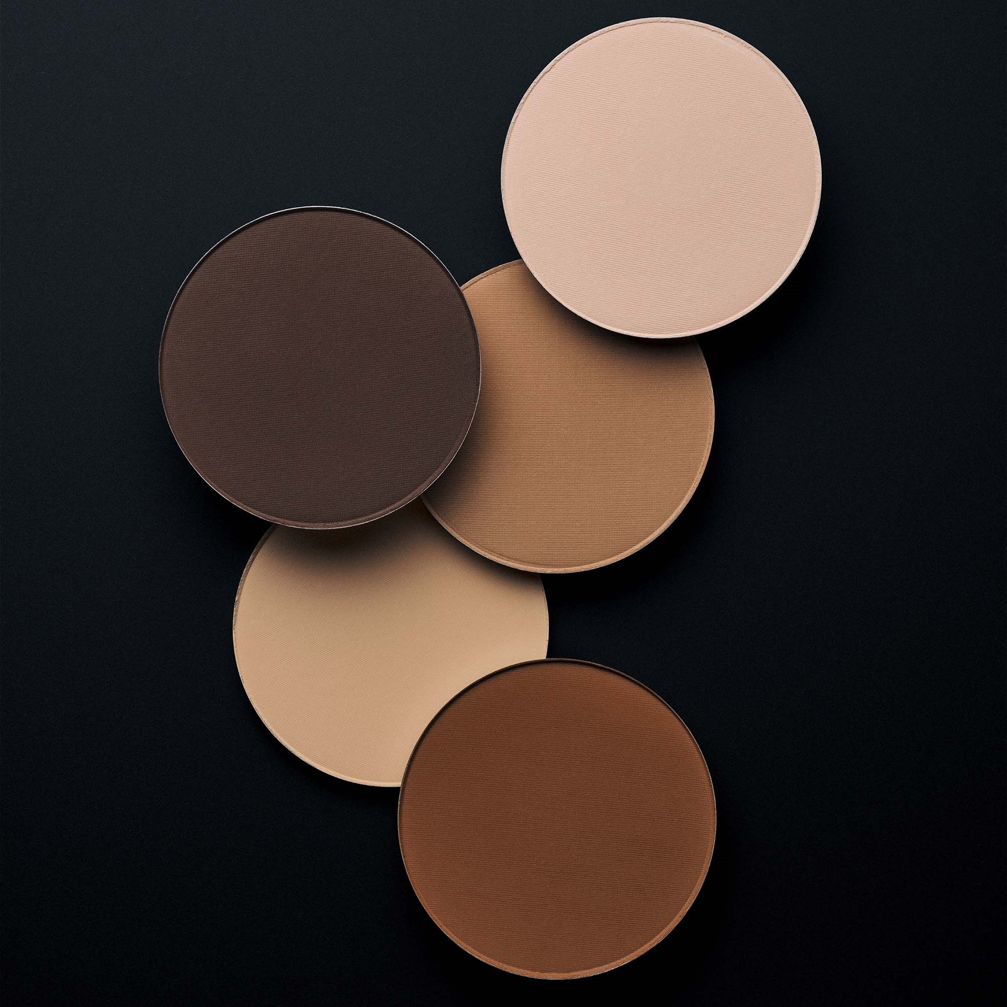 MAC Cosmetics Studio Fix Powder Plus Foundation Refill NC38 (obrázok 4)
