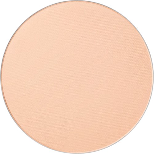 En närbild av en rund kompakt makeuppuder i ljusbeige färg.