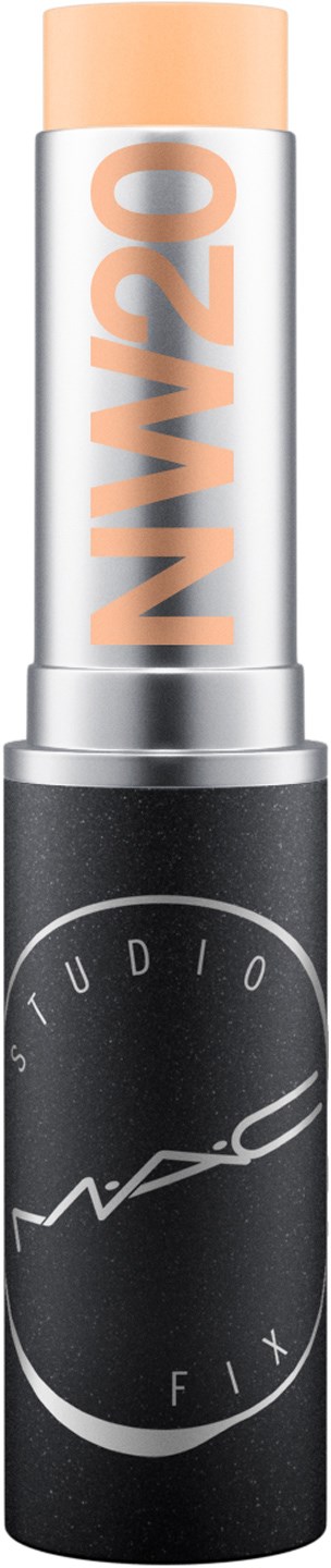 Ein Lippenstiftstift mit hellpfirsichfarbener Spitze und schwarzem Boden mit MAC Studio Fix Logo.