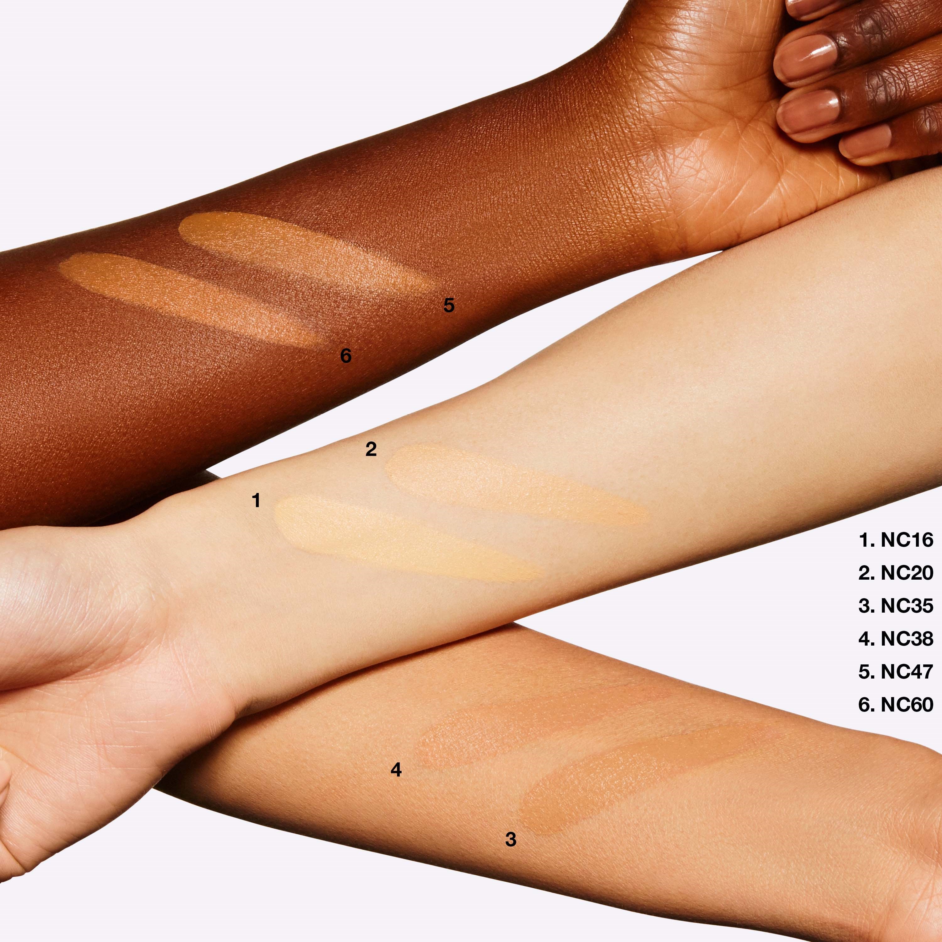 MAC Cosmetics Podkład Studio Fix Tech Cream To Powder Foundation NC16 (obrázok 3)