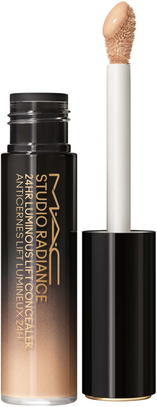 Een zwarte tube met een beige tint bevat een vloeibare concealer met een witte applicator.