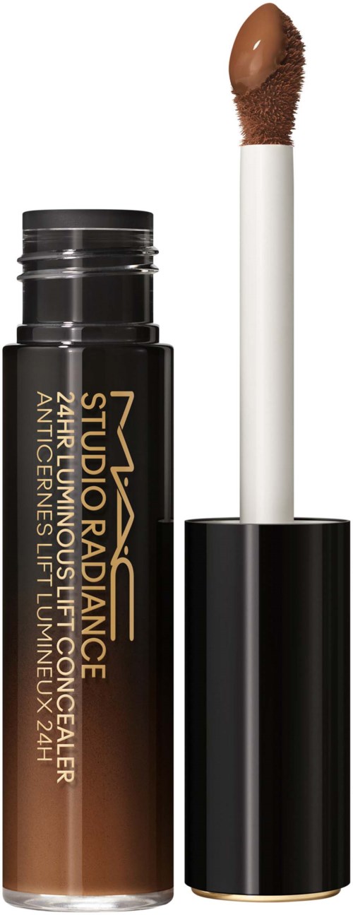 Lippenbalsemprullet met sponsapplicator, gemerkt 'Studio Radiance' in goud op zwarte achtergrond.