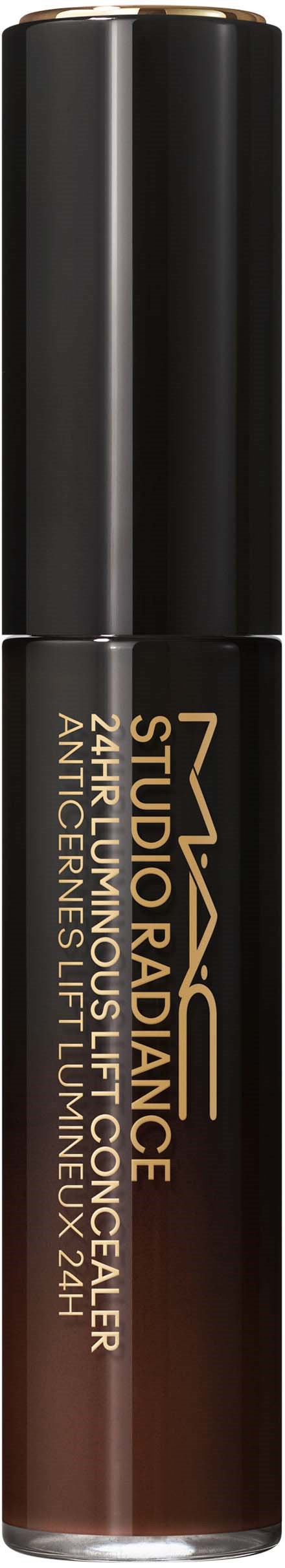 Een zwarte lippenstiftverpakking met gouden tekst, gemarkeerd als MAC Studio Radiance Lipstick, biedt 24 uur volledige helderheid.