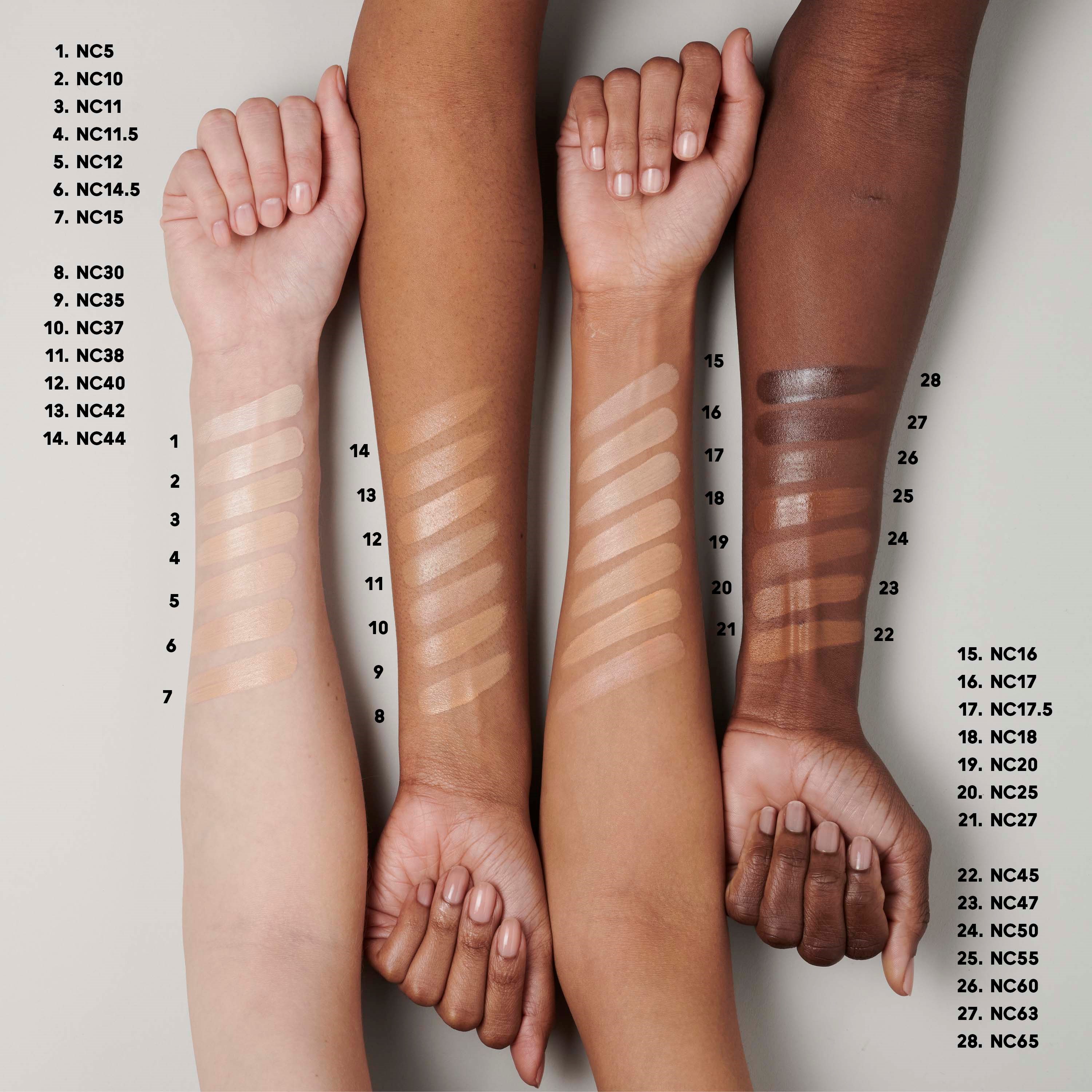 MAC Cosmetics Studio Radiance Serum-Powered Foundation Nc16 (obrázok 4)
