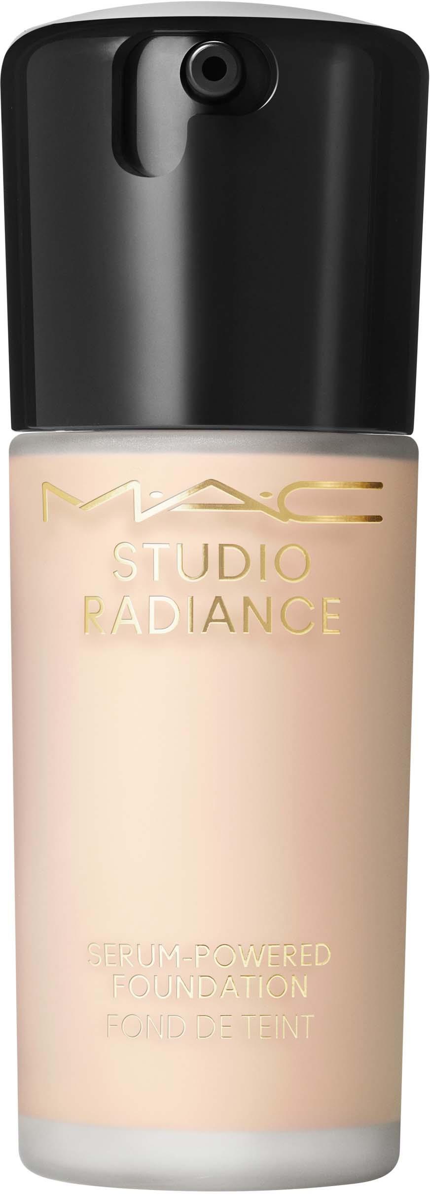 MAC Cosmetics Studio Radiance Serum-Powered Foundation Nw11