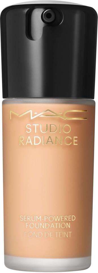 MAC Studio Radiance Serum-Powered Foundation Nw22 30 ml