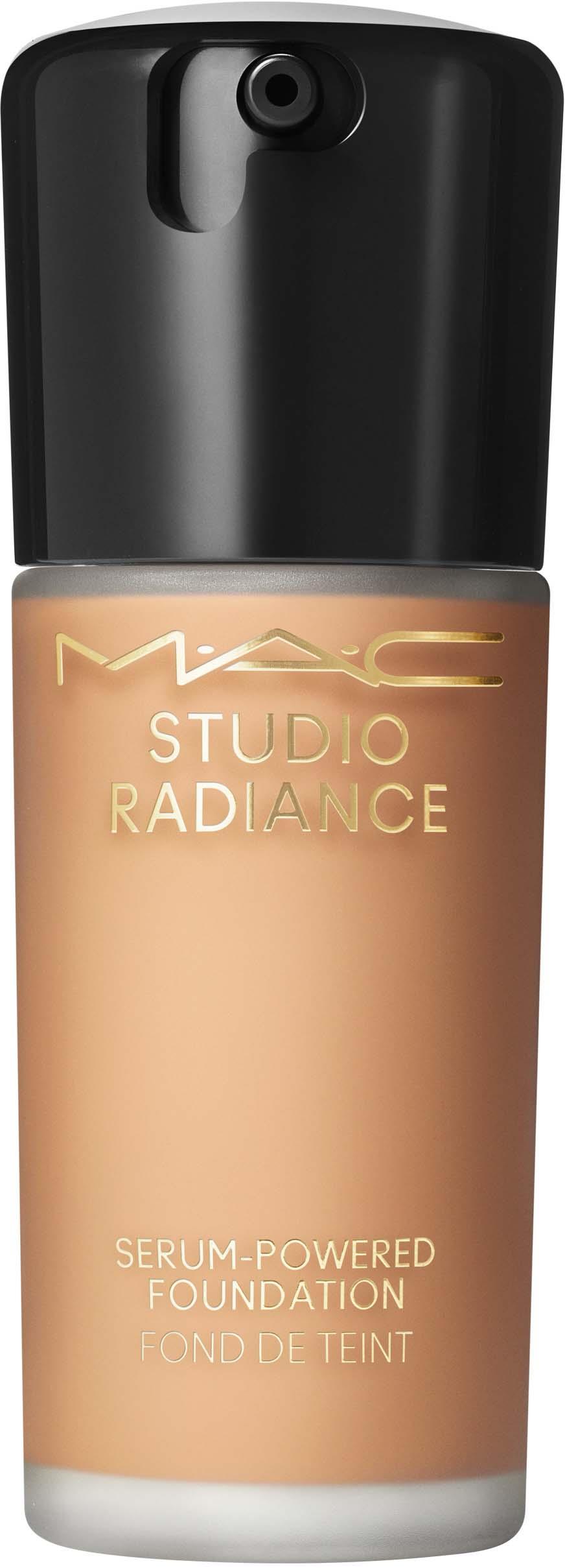 MAC Cosmetics Studio Radiance Serum-Powered Foundation Nw35