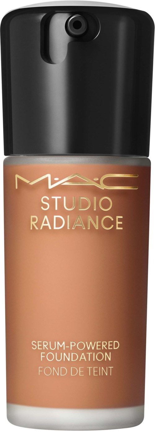 Een fles MAC Studio Radiance serumgedragen foundation met zwarte dop en beige vloeistof.