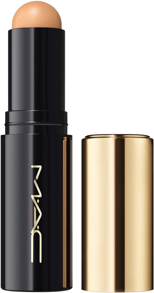 MAC rozświetlacz w sztyfcie z czarnym i złotym opakowaniem, bez nakrętki, ukazujący produkt.