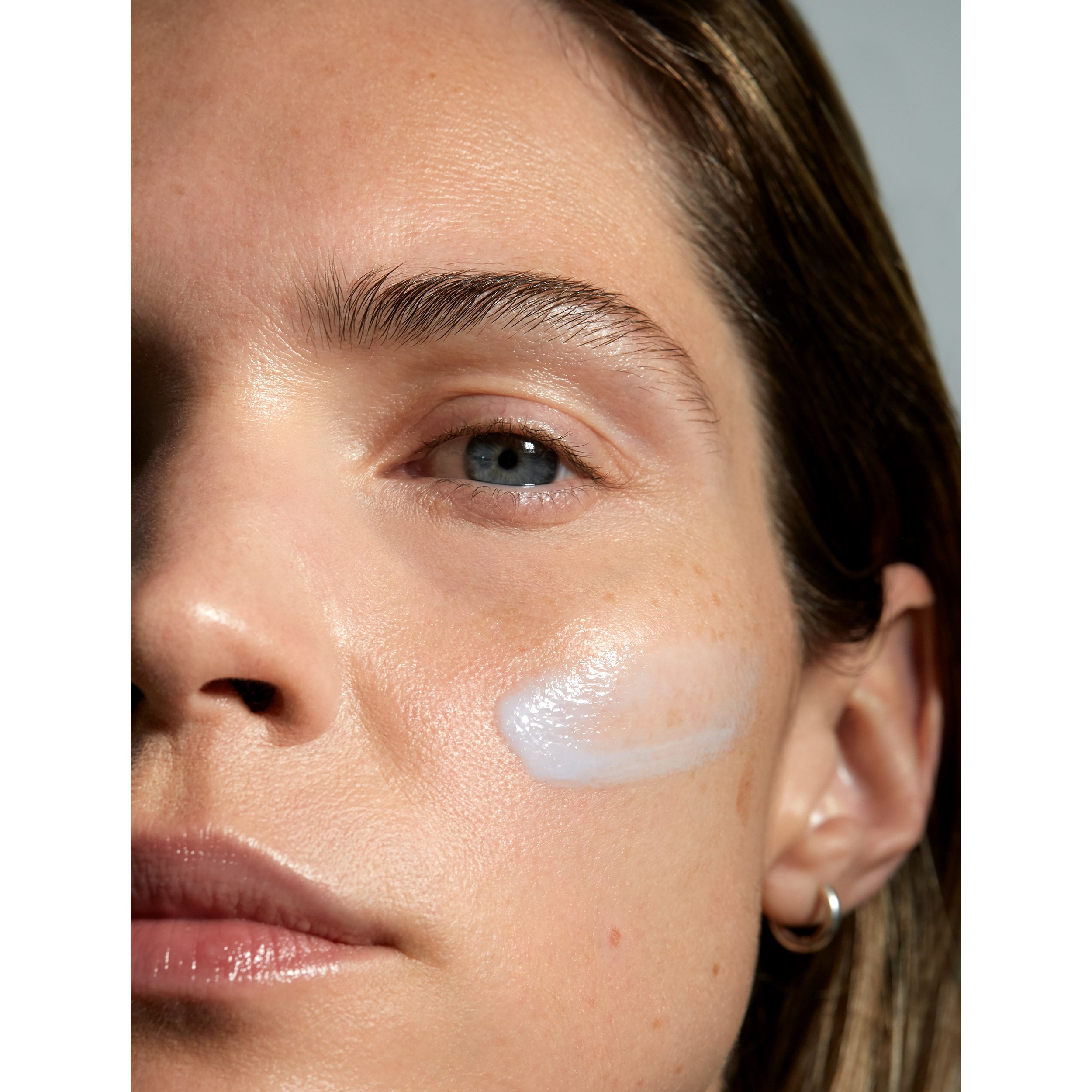 Alternativ bild 1 för Mádara Time Miracle Botanic Retinol Serum 30 ml