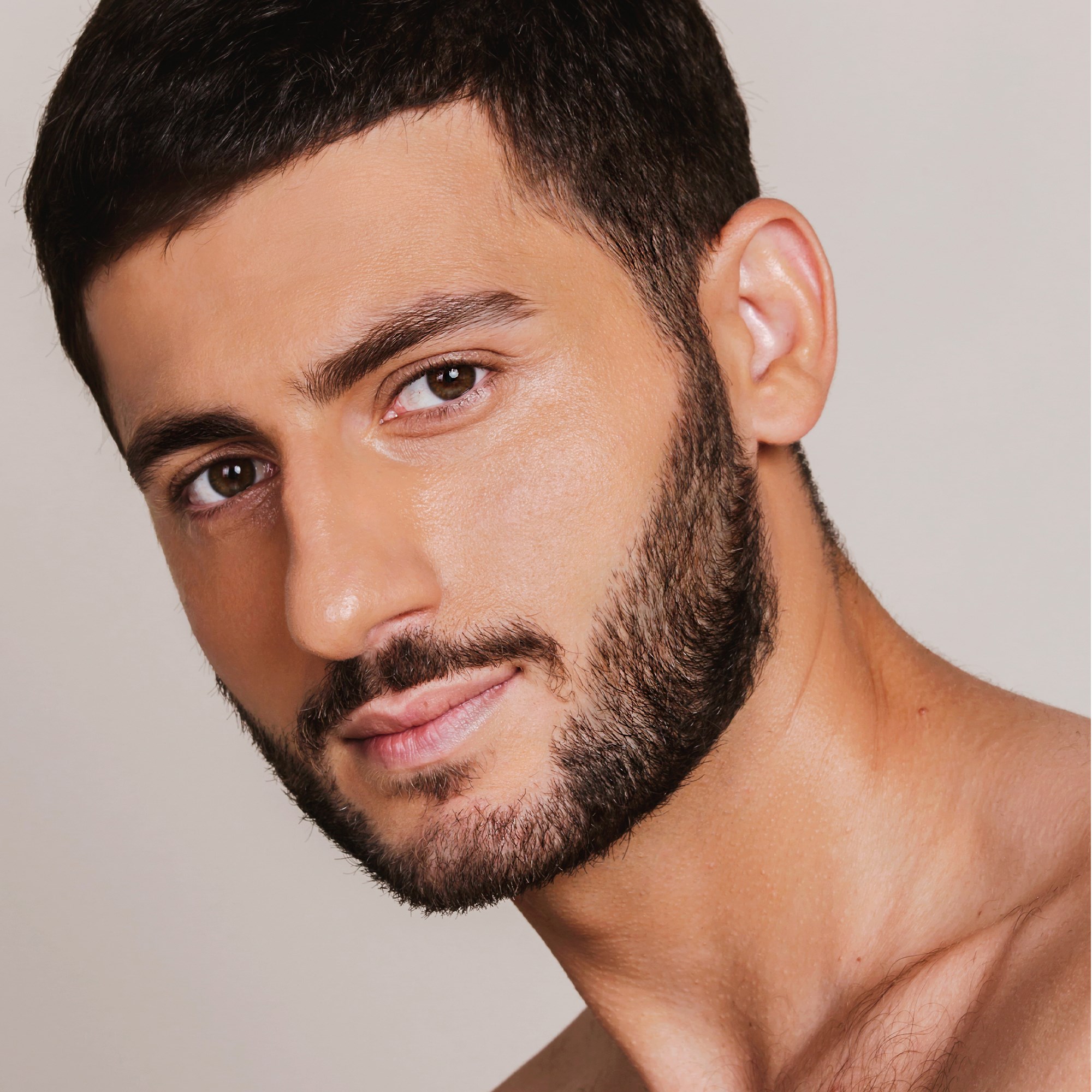 Mádara Skin Equal Foundation SPF20 #50 Golden Sand (obrázok 4)