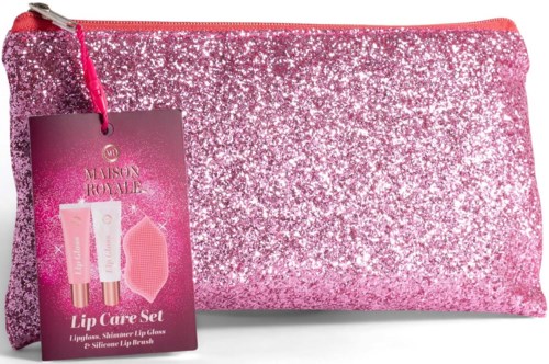 En rosa glitter-veske med etikett som viser et leppepleiesett med leppeglans, shimmer og en silikonleppebørste.
