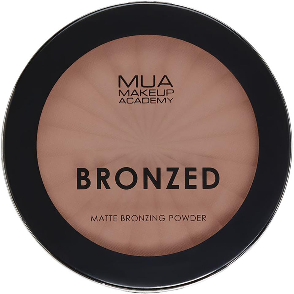 Makeup Academy Bronzed Matte Bronzing Powder 13 g Solar 110
