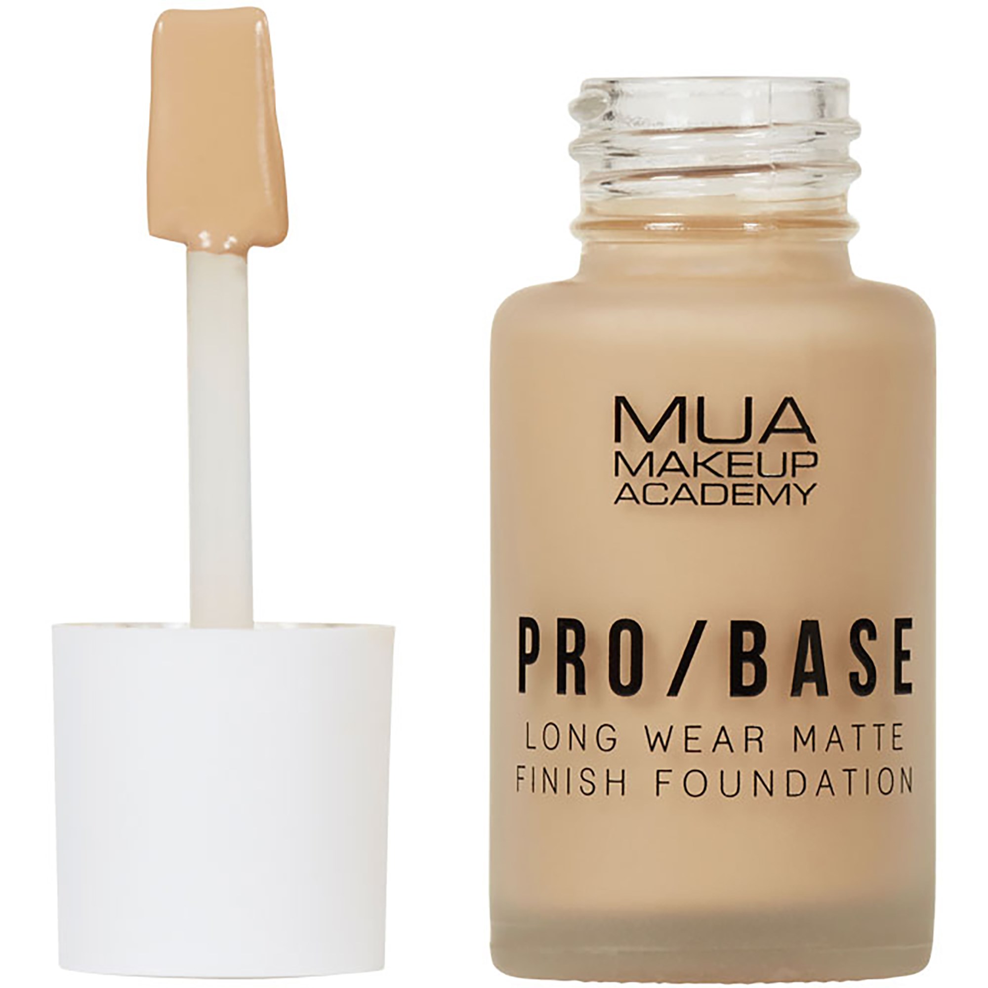 Läs mer om Makeup Academy Pro Base Long Wear Matte Finish Foundation 146