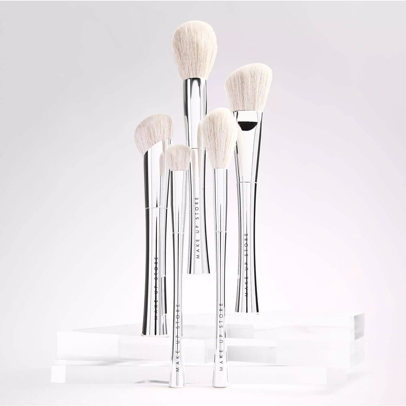 Make Up Store Face Brushes Angled Foundation Brush #02 (obrázok 3)