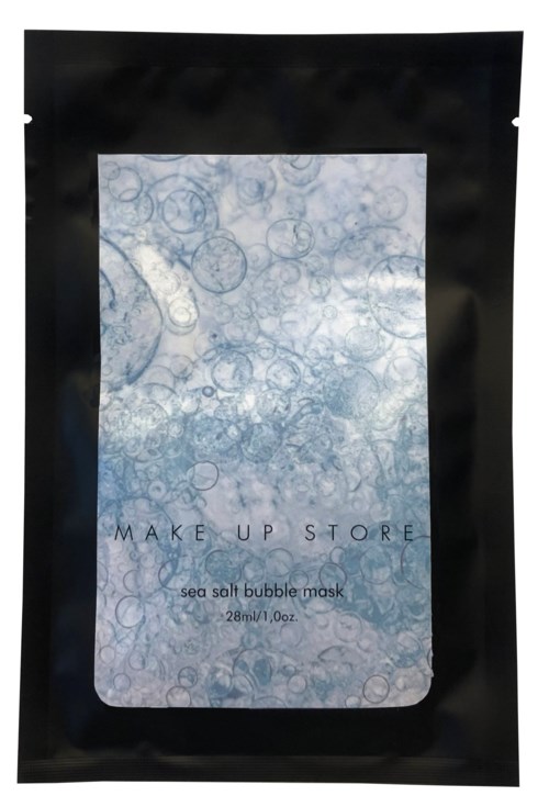 En svart förpackning med en blå och vit etikett som visar bubblor, märkt "Sea Salt Bubble Mask" från Make Up Store.