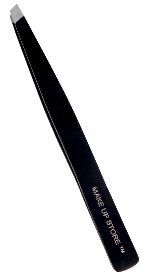 Ett svart makeupverktyg som kallas ögonfranscurler med en silverklämma. Objektet har orden "MAKE UP STORE" skrivet på sig.