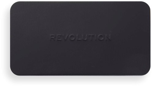 Musta suorakulmainen esine, jossa pyöristetyt kulmat ja joka on präglattu sanalla 'REVOLUTION' keskellä.