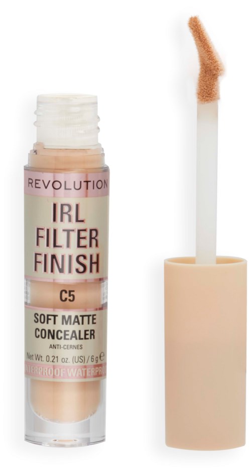 Stift-Concealer mit Applikator, beschriftet 'IRL FILTER FINISH' in hellrosa und beige Tönen.
