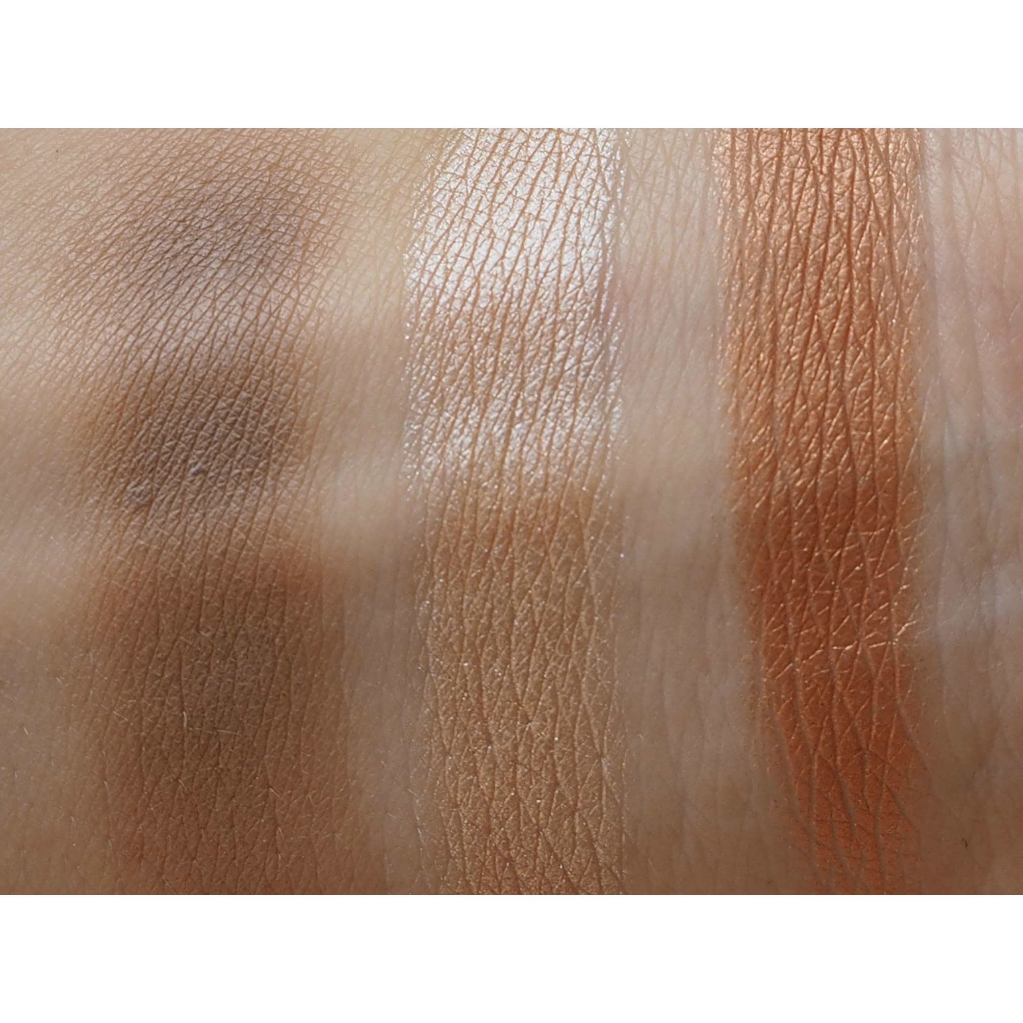 Alternativ bild 1 för Makeup Revolution Ultra Sculpt And Contour Kit Ultra Light/Medium 10 g