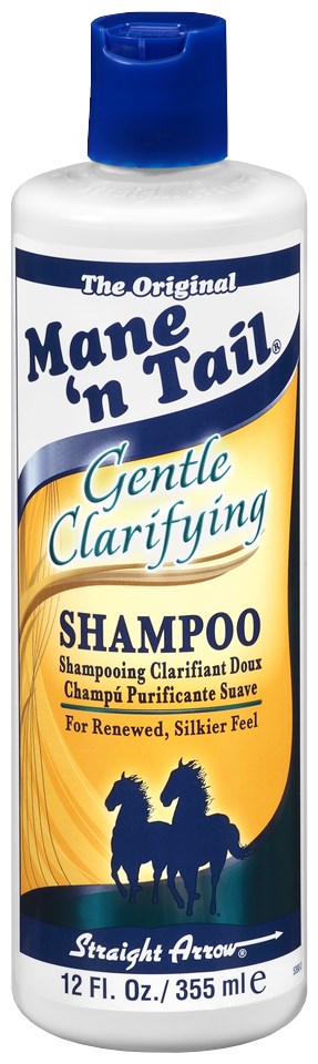 En hvit flaske med blå lokk, merket Mane 'n Tail Gentle Clarifying Shampoo, med hestesilhuett og blå-gule farger.