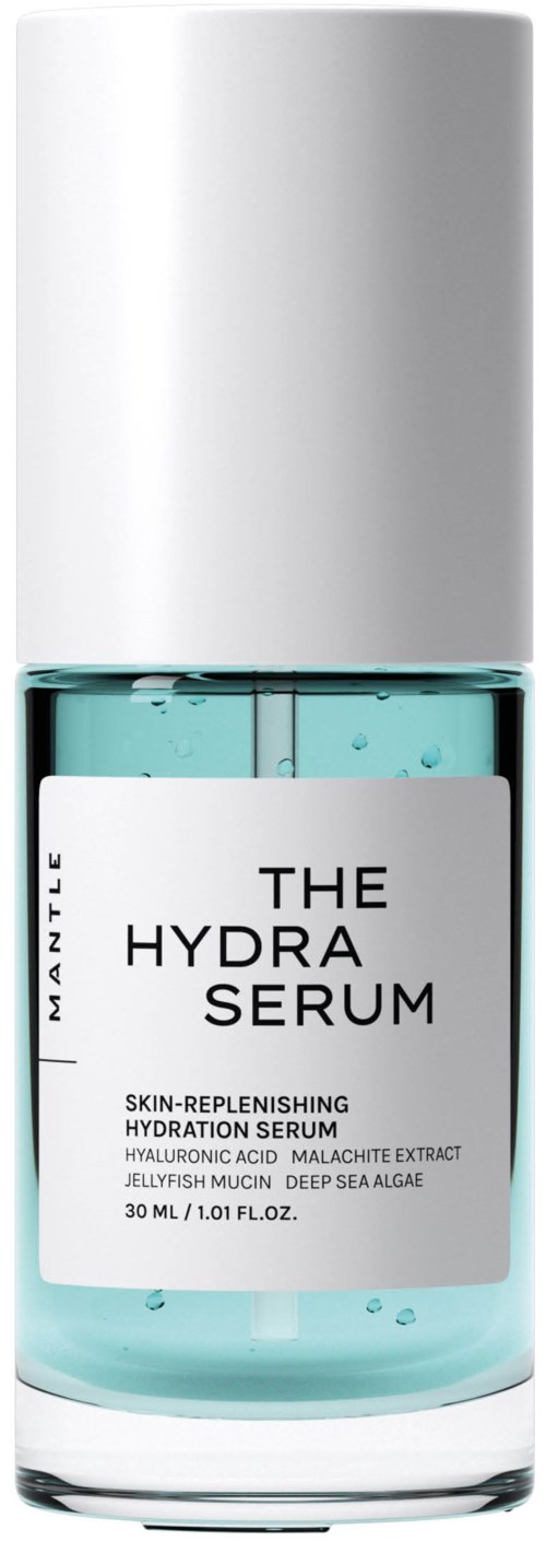 En klar flaske Hydra Serum med hvid låg og etikette, der viser fugtighedsstoffer som hyaluronsyre og algeekstrakt.
