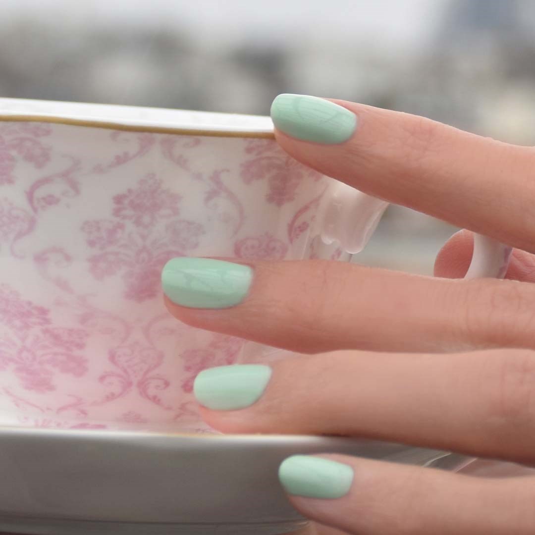 Manucurist Green Green Nail Polish 15ml - lakier do paznokci Mint (obrázok 10)