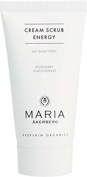 Valkoinen putkilevy, jossa lukee 'Cream Scrub Energy' rosmariinilla ja sitruunaruohoilla, sopii kaikille ihotyypeille, Maria Åkerberg.