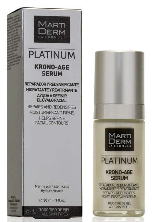 En box och en liten flaska med Marti Derm Platinum Krono-Age Serum som visar hudvårdsprodukter för alla hudtyper.