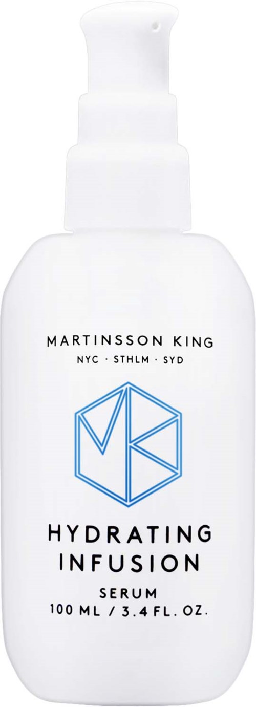 Vit flaska med pump, märkt Martinsson King Hydrating Infusion Serum, 100 ml, för hudvård.