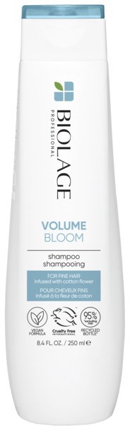 En vit schampoflaska med blå kork, märkt Bioderma, Volume Bloom, för fint hår, cruelty-free, 250 ml.