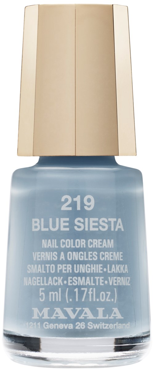 En flaske blå neglelak med beige låg, mærket '219 BLUE SIESTA' fra Mavala.