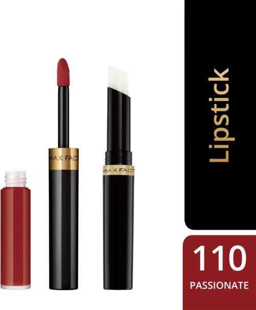 Rødt væskelippenstift, en leppestiftstift med rød farge, og en hvit applikatorstang. Ordet 'Lipstick' og nummer 110 Passionate er synlige.