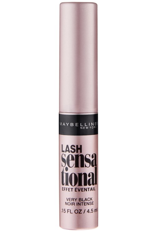 En rosa og svart tube med Maybelline mascara kalt Lash Sensational Effect Evantal med 4,5 ml størrelse.