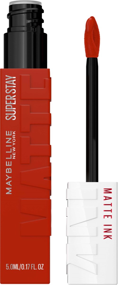 En Maybelline læbepomade med rød krop, hvid hætte og påføringstynd med rød væske.