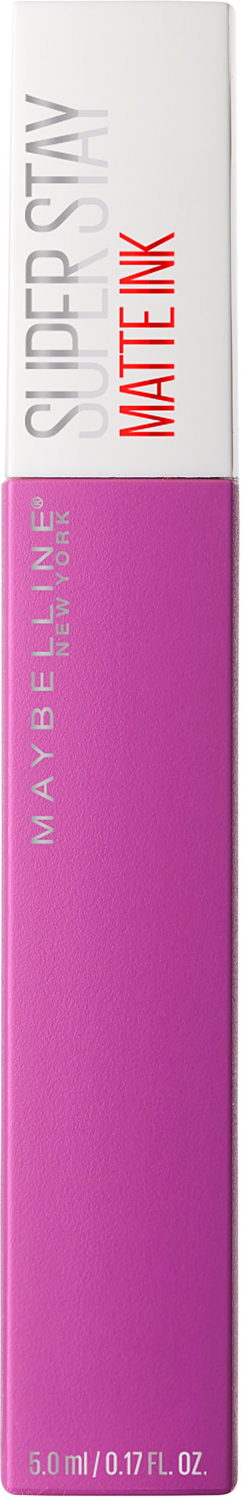 En Maybelline läppstiftsförpackning märkt 'Super Stay Matte Ink' i vitt och lila.