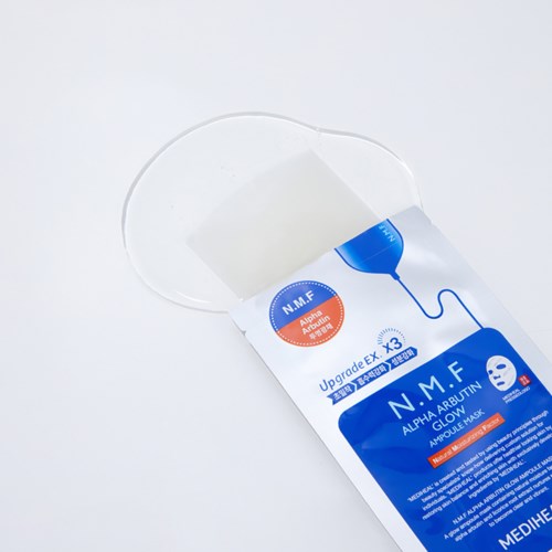 Mediheal N.M.F Alpha Arbutin Glow Ampoule Mask 1 kpl