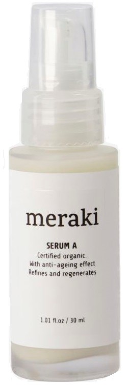 En liten vit flaska märkt 'meraki' innehåller serum, med sprutmunstycke. Etiketten nämner anti-agingffekt.