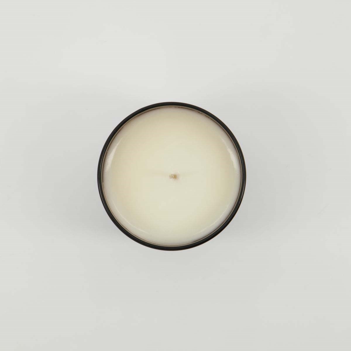 Alternativ bild 1 för Meraki Warm Tonka Scented Candle  Medium