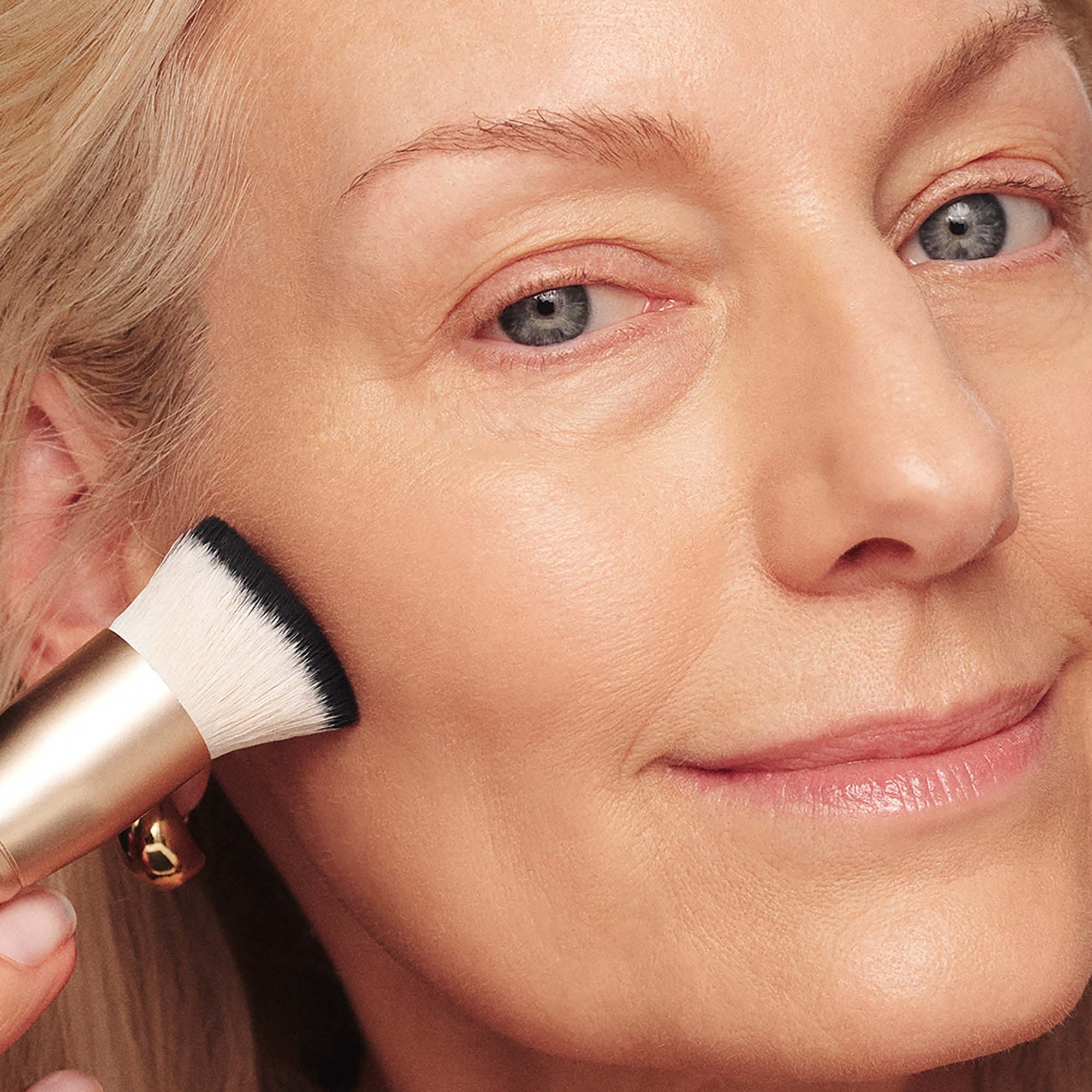Meroda Cosmetics 2-In-1 Brush (obrázok 4)