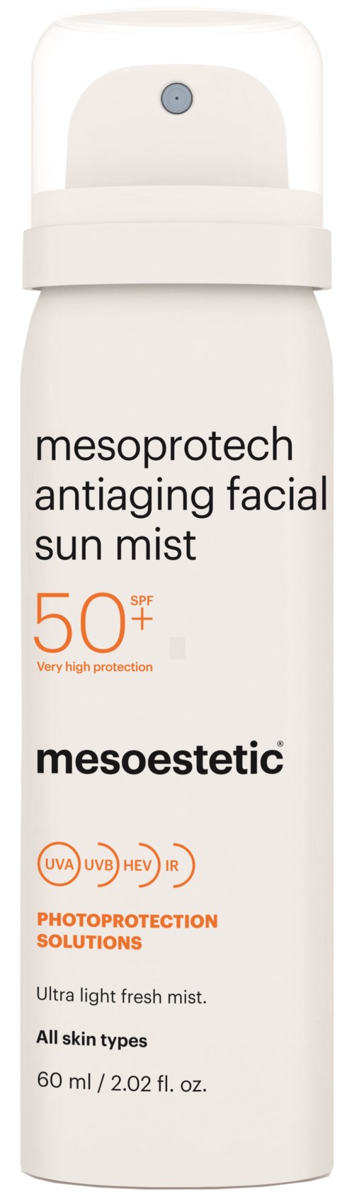 En vit sprayflaska med svart, orange och grå text, som visar ett ansiktsvidspray med SPF 50+ för alla hudtyper.